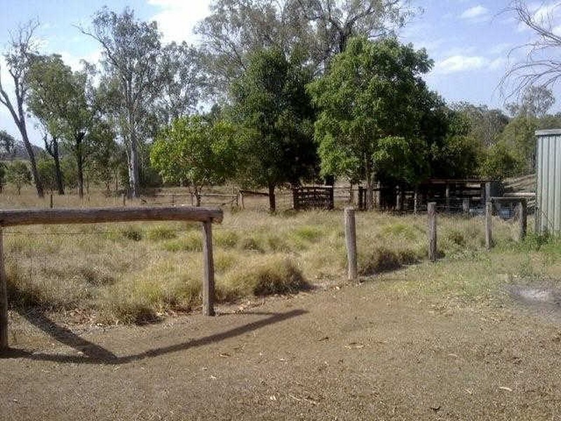 85 McIlwraith Road, Gin Gin QLD 4671