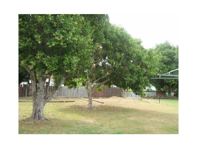 11 Steffensen Street, Svensson Heights QLD 4670