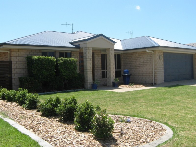 18 Voss Court, Millbank QLD 4670