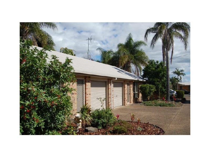 1 & 2/10 Chapman Street, Kalkie QLD 4670