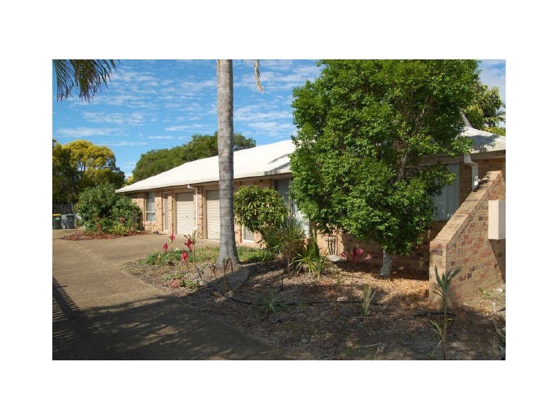 1 & 2/10 Chapman Street, Kalkie QLD 4670