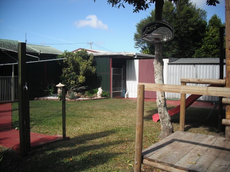 Avenell Heights QLD 4670