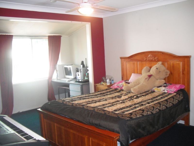 Avenell Heights QLD 4670