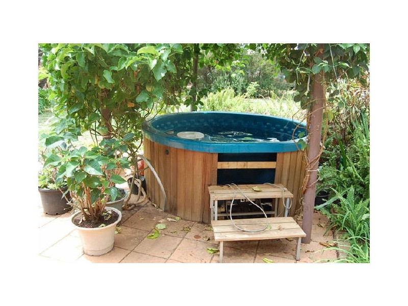 4348 Goodwood Road, Alloway QLD 4670