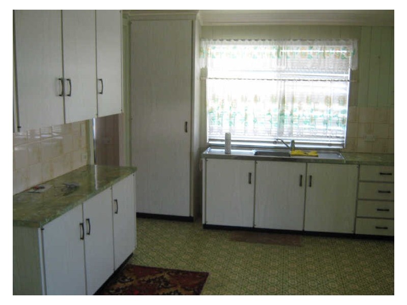 32 May Street, Walkervale QLD 4670