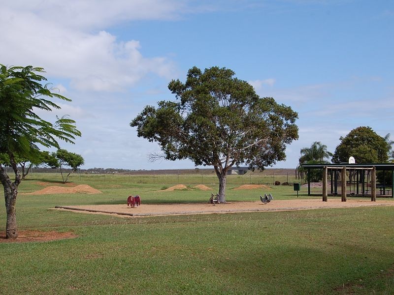 2 Thomas Thomsen Drive, Thabeban QLD 4670