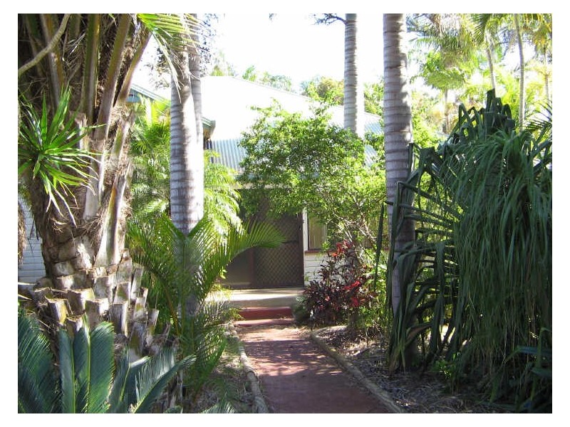 217 Bargara Road, Bundaberg East QLD 4670