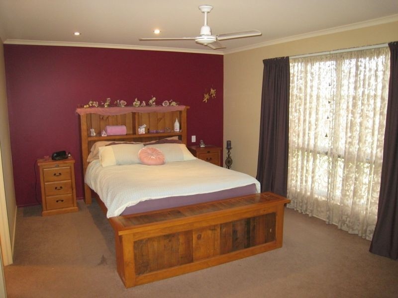 6 Bendidee Court, Branyan QLD 4670
