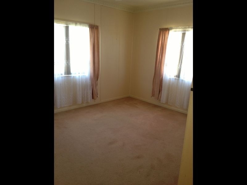 156 Bargara Road, Bundaberg East QLD 4670