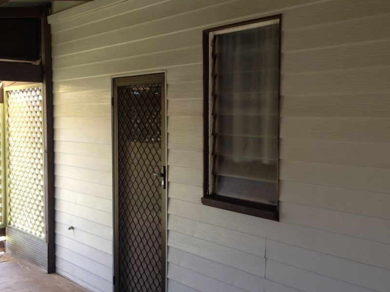 156 Bargara Road, Bundaberg East QLD 4670