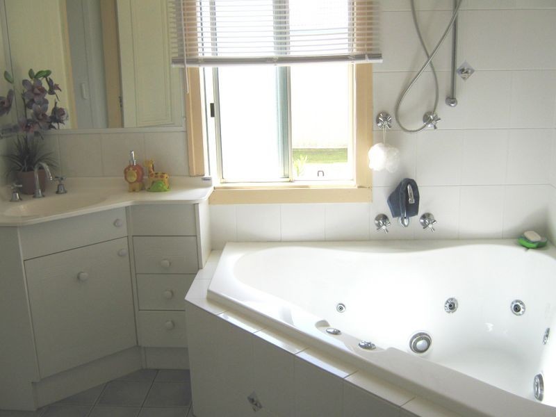 38 Glenmorris Street, Norville QLD 4670