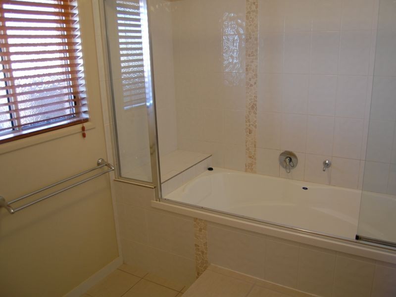 Avoca QLD 4670