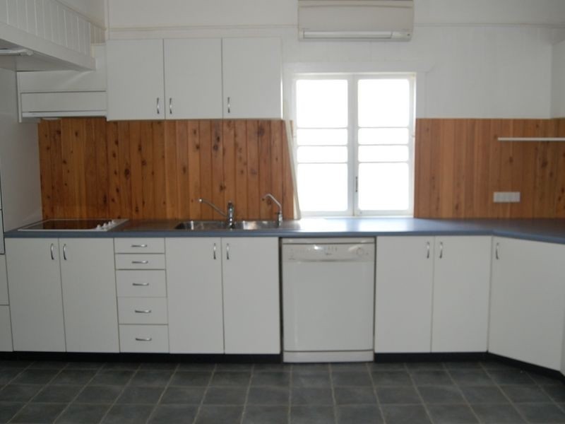 2a Wolca Street, Bundaberg North QLD 4670