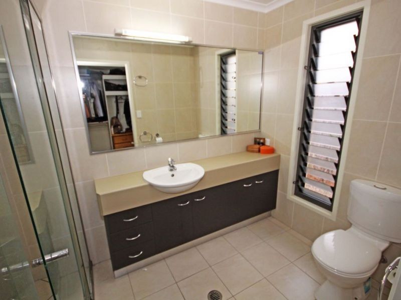 2 Gilchrist Court, Kalkie QLD 4670