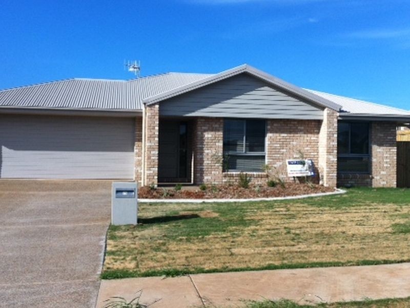 75 Neville Drive, Branyan QLD 4670