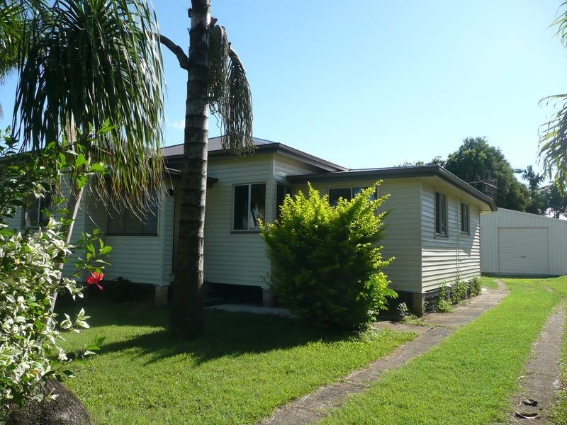 5 Blamey, Avenell Heights QLD 4670