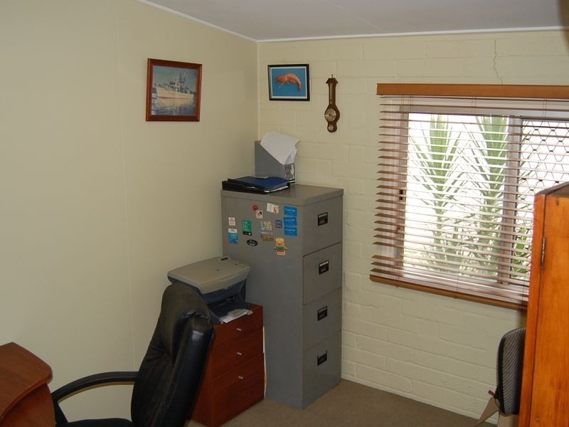 6 Kidd Street, Walkervale QLD 4670