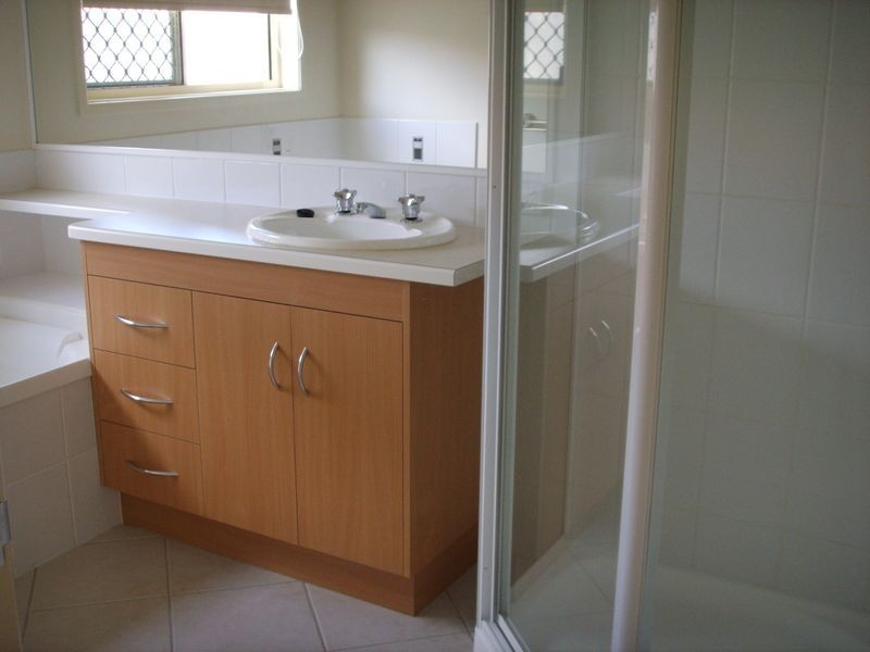Thabeban QLD 4670