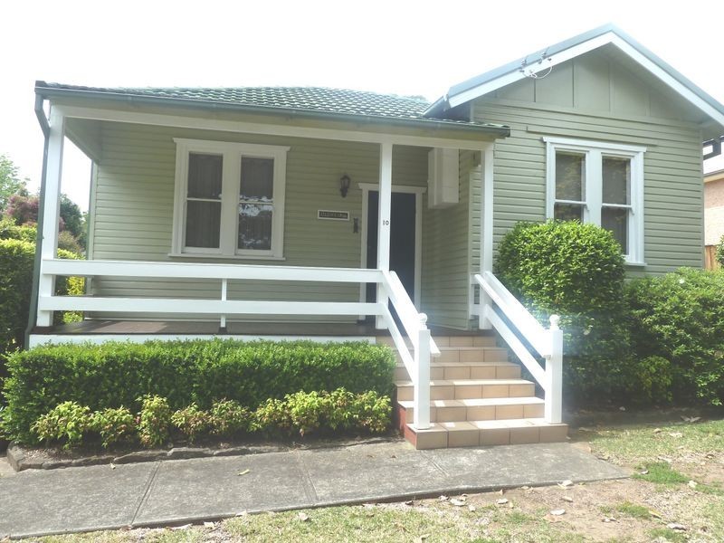 10 Royston Parade, Asquith NSW 2077