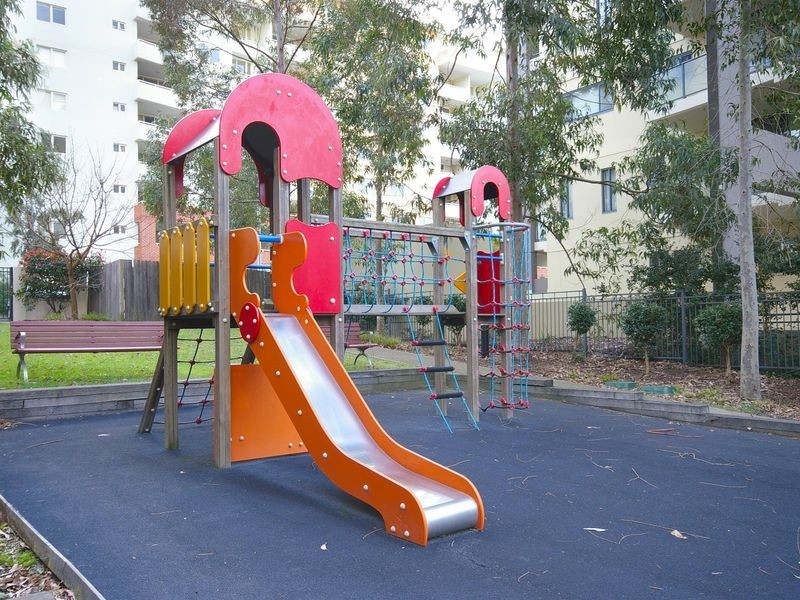 W2202/2-10 Orara Street, Waitara NSW 2077