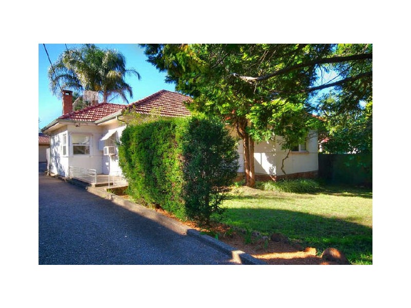 14 Belmont Parade, Mount Colah NSW 2079