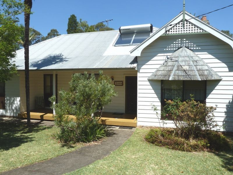 24 Russell Ave, Wahroonga NSW 2076