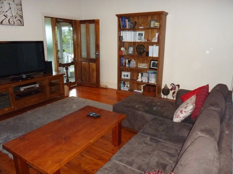 11 Glenview Street, Mount Kuring-gai NSW 2080