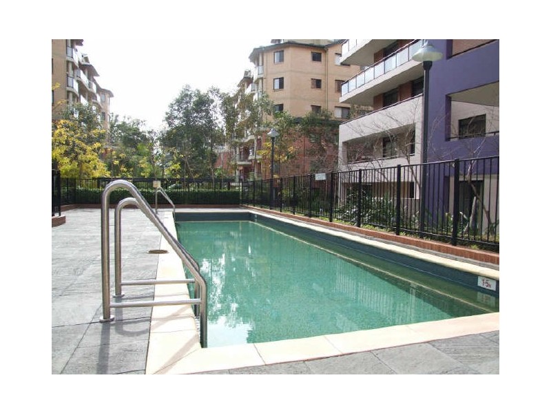 2406/32 – 36 Orara St, Waitara NSW 2077