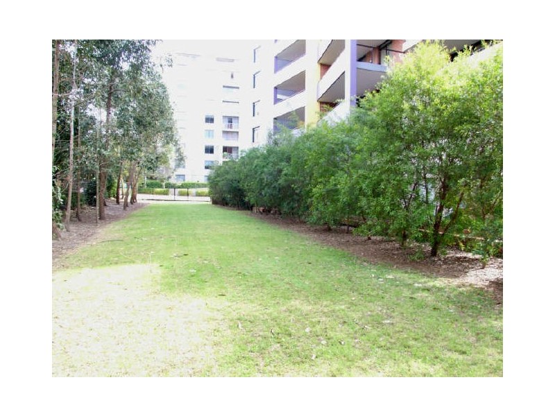 2406/32 – 36 Orara St, Waitara NSW 2077