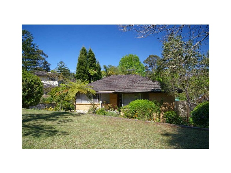 15 Simon Place, Hornsby Heights NSW 2077