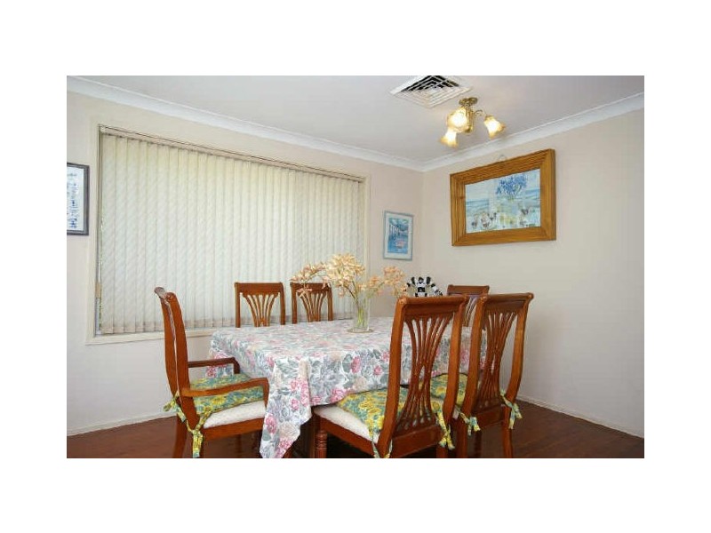 15 Simon Place, Hornsby Heights NSW 2077
