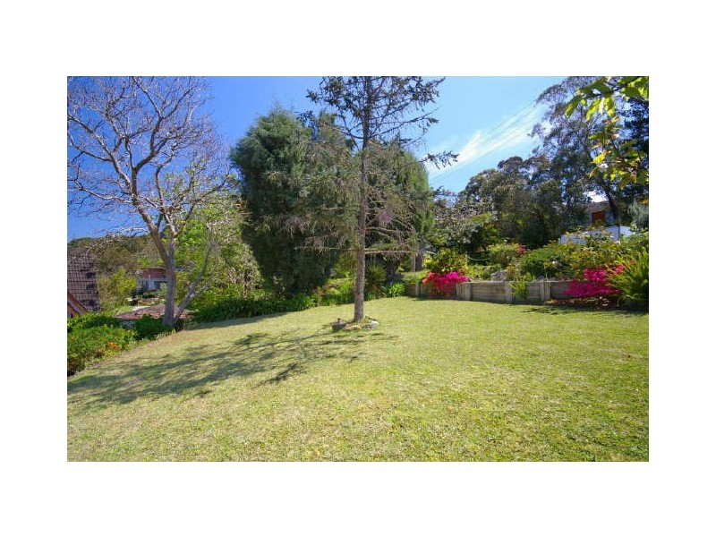 15 Simon Place, Hornsby Heights NSW 2077