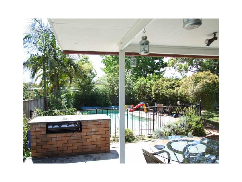 8 Crawford Road, Mount Kuring-gai NSW 2080
