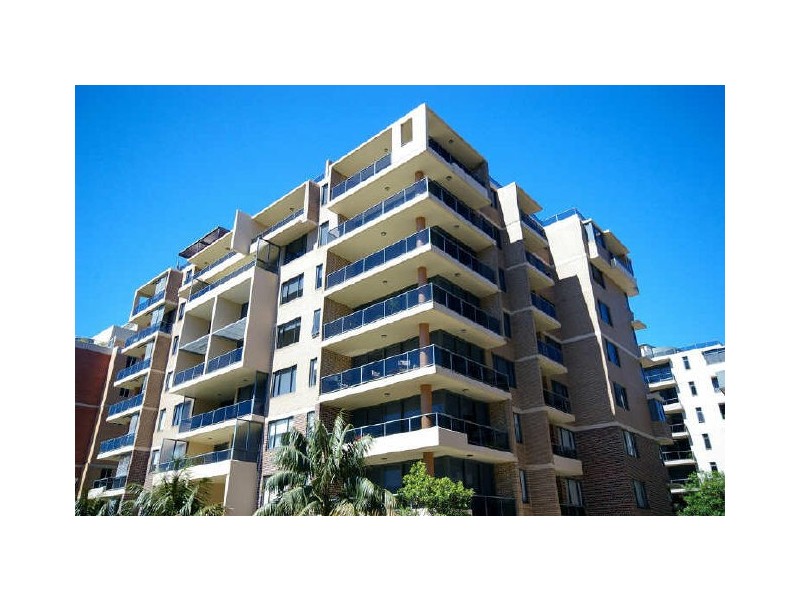 135/8-12 Thomas Street, Waitara NSW 2077