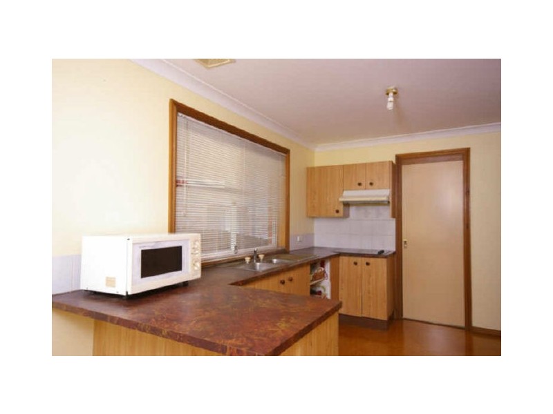 2/11 Marillian Avenue, Waitara NSW 2077