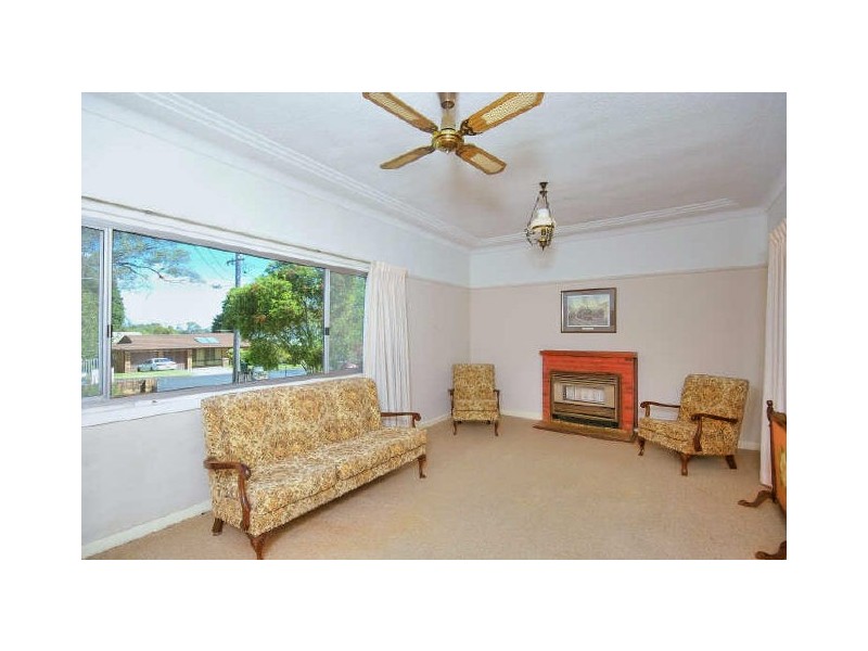 8 Nyara Road, Mount Kuring-gai NSW 2080