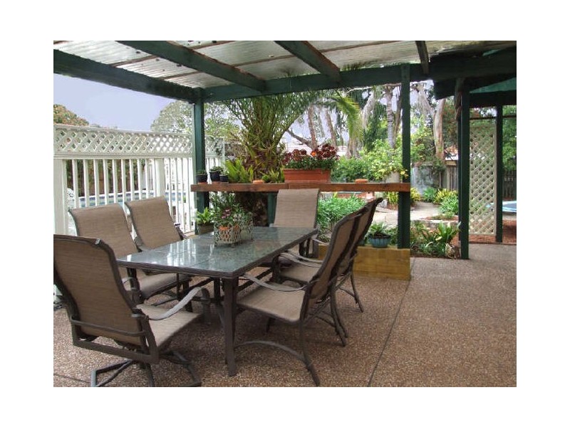 8 Kuring-Gai Chase Road, Mount Colah NSW 2079