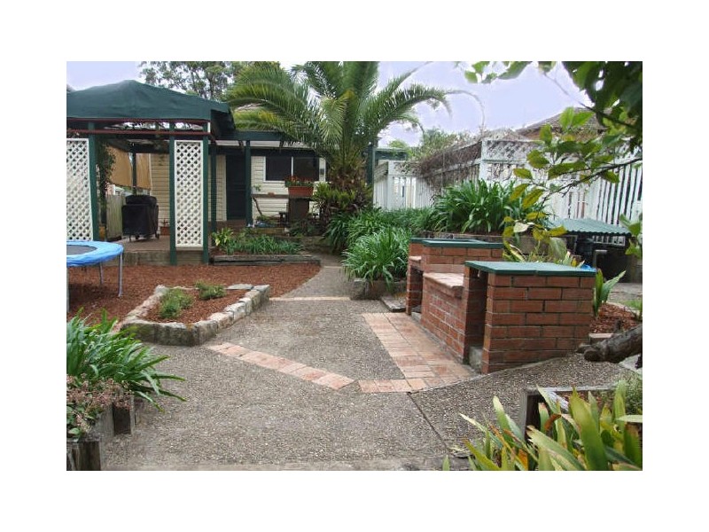 8 Kuring-Gai Chase Road, Mount Colah NSW 2079