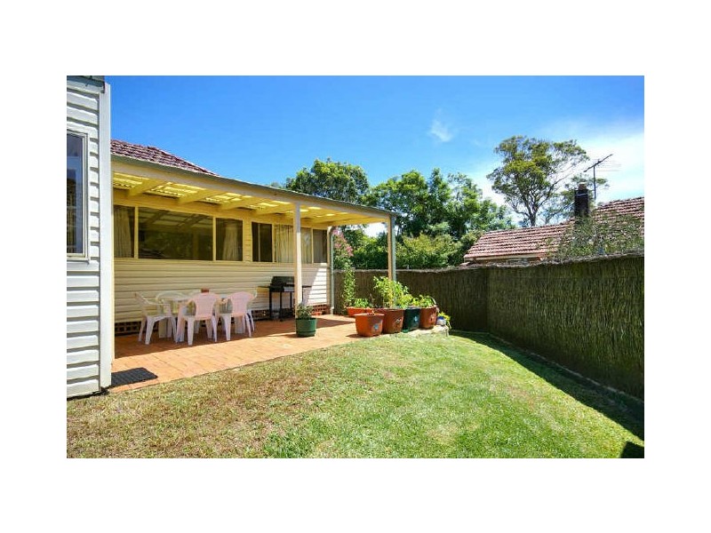 30 Lords Avenue, Asquith NSW 2077