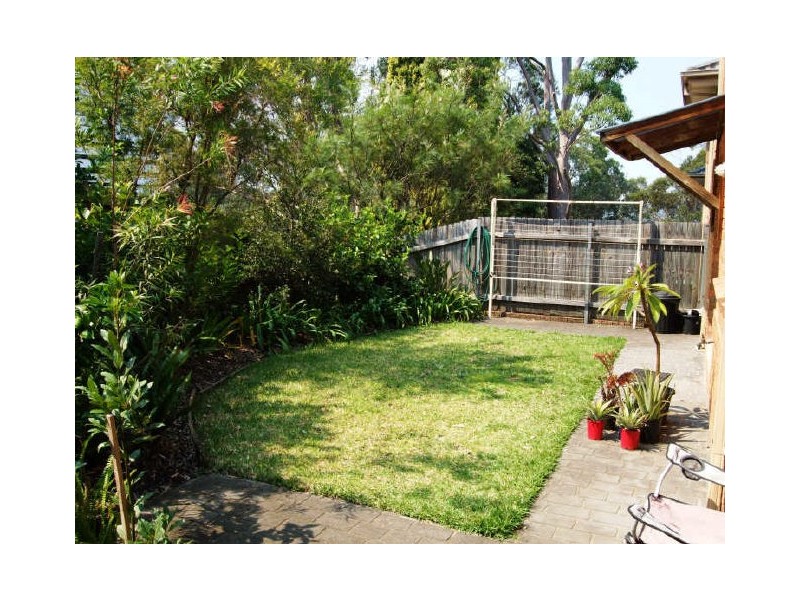 2/1 Peter Close, Hornsby Heights NSW 2077