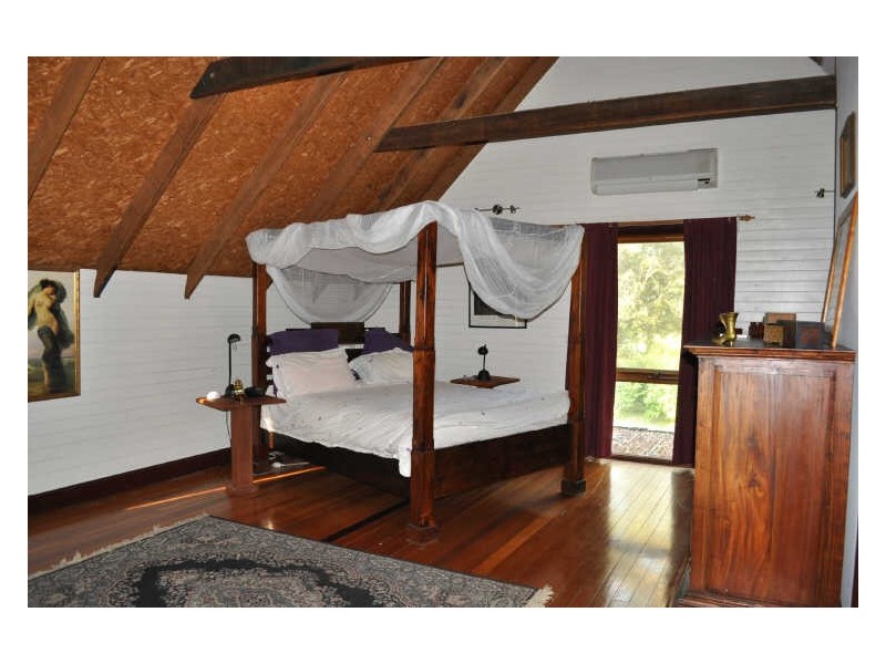 18 Baroona Street, Dangar Island NSW 2083