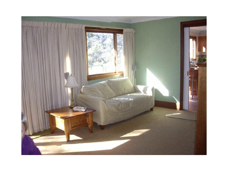 Northumberland Avenue, Mount Colah NSW 2079