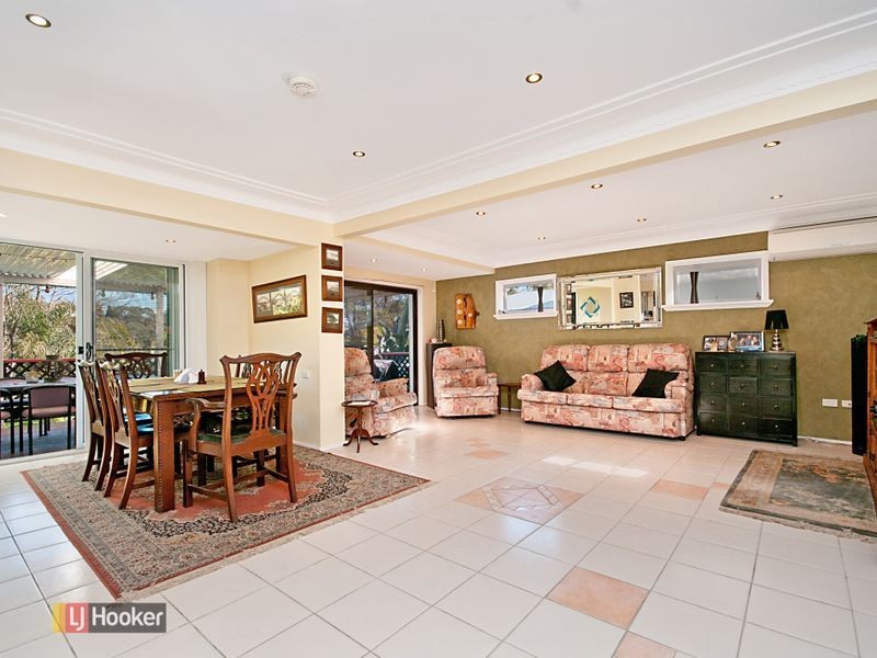 17 Landra Avenue, Mount Colah NSW 2079