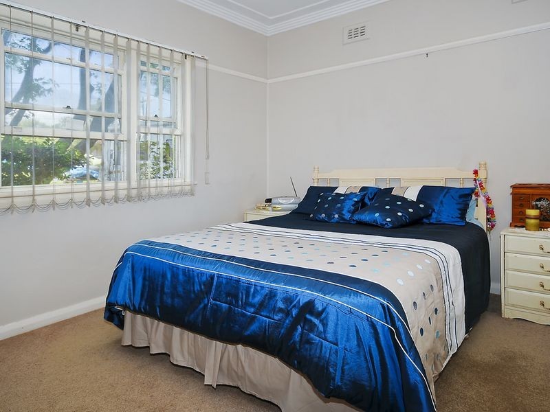 11 Alicia Road, Mount Kuring-gai NSW 2080