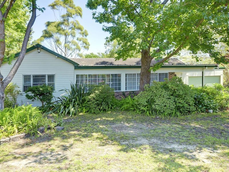 11 Alicia Road, Mount Kuring-gai NSW 2080