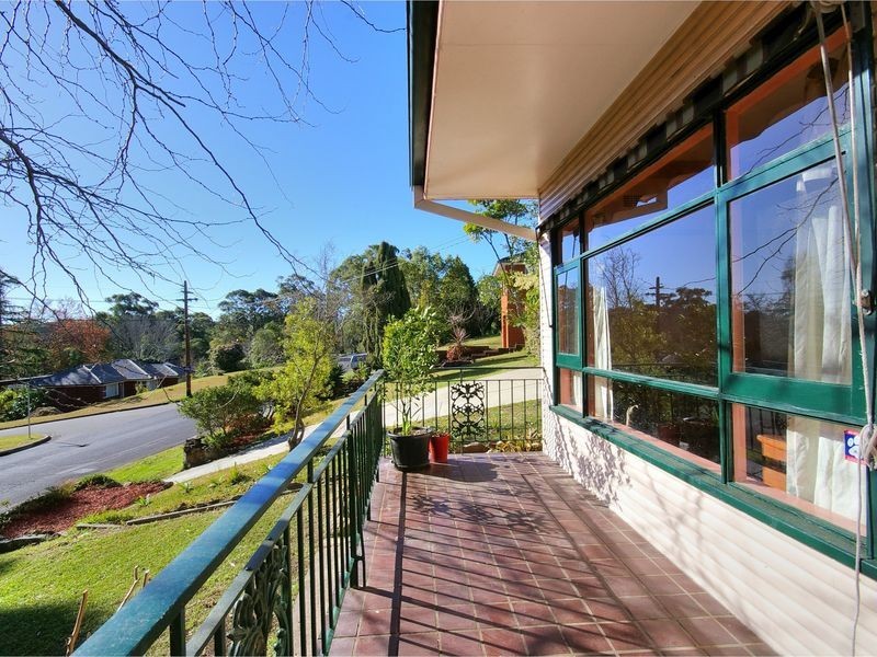 24 Bouvardia Street, Asquith NSW 2077