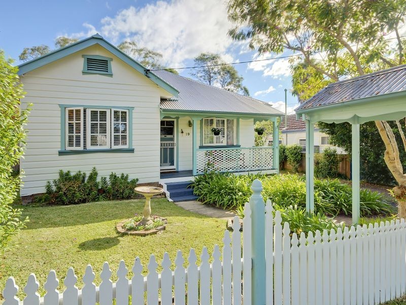 19 Hyacinth Street, Asquith NSW 2077