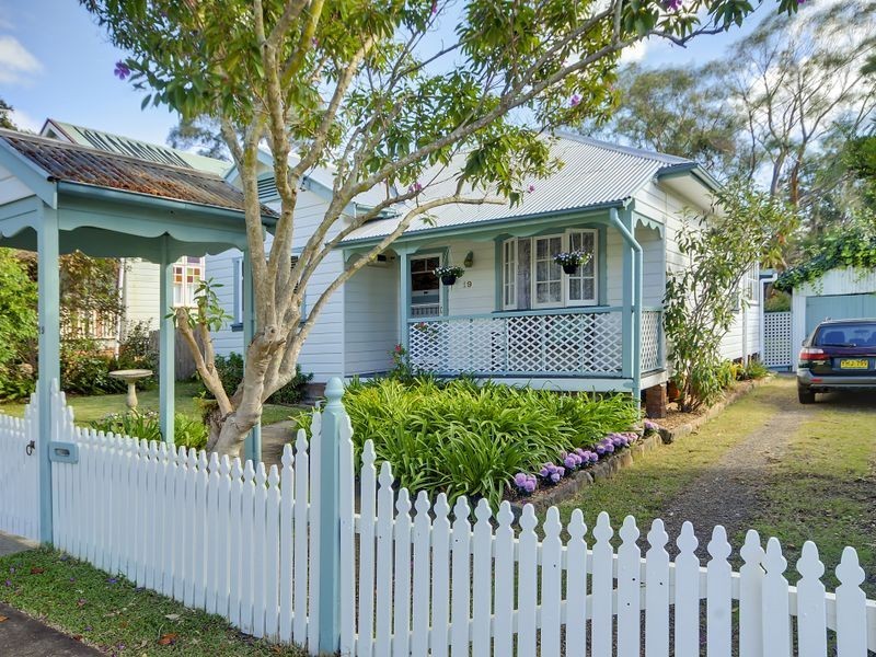 19 Hyacinth Street, Asquith NSW 2077