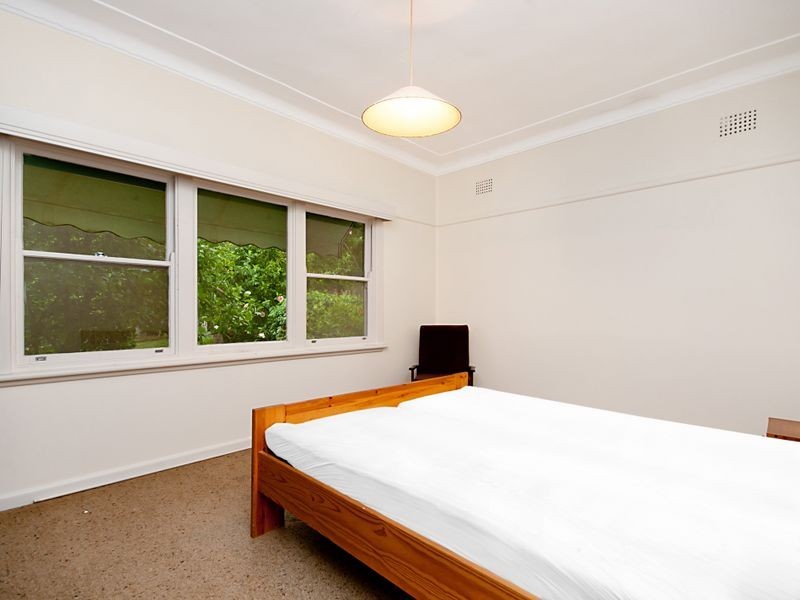 27 Unwin Road, Waitara NSW 2077