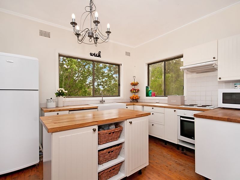35 Bouvardia Street, Asquith NSW 2077